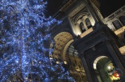 Christmas Lights of the Galleria Vittorio Emanuele II, Milan, Italy - Travel Photographer of Italy Photoshoots, Italy Photography