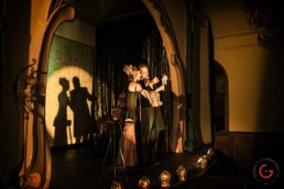 Mind-Expanding with Intrigue Theatre - An Illusionist and a Ghost-Talker